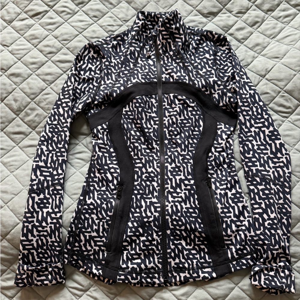 lululemon athletica Black and White Patterned Jacket
